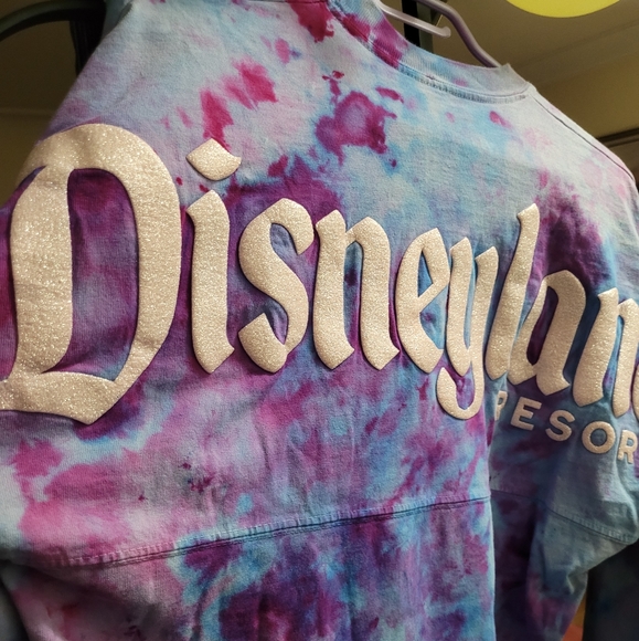 Xs Tie Dye Disneyland Spirit jersey - Picture 2 of 5